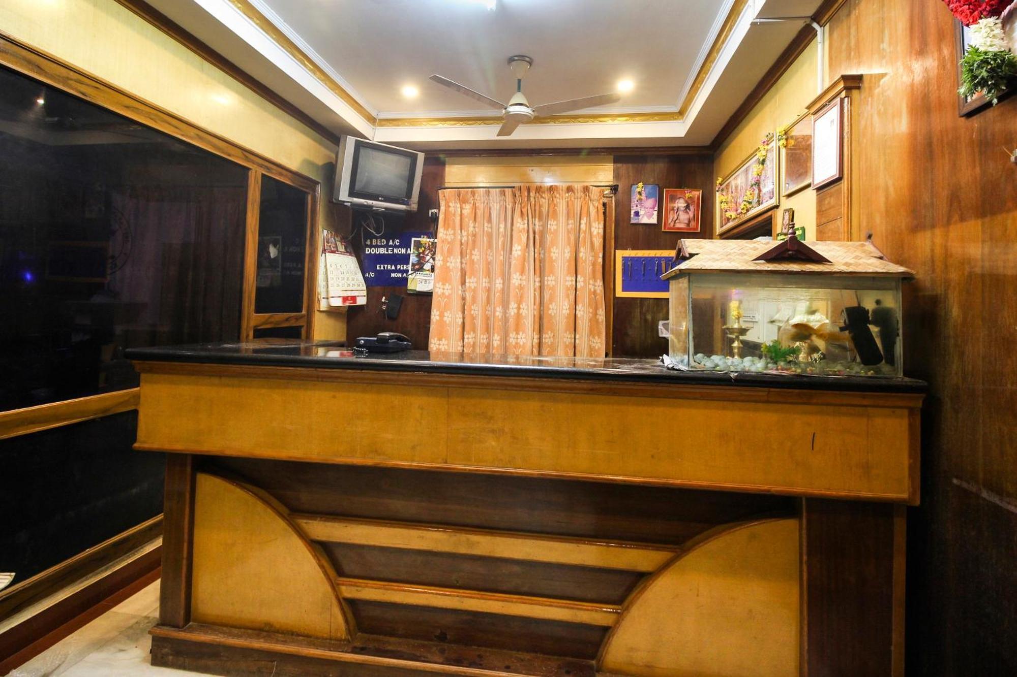 Spot On Jayalakshmi Residency Non Ac Hotel Kovilpatti Exterior foto