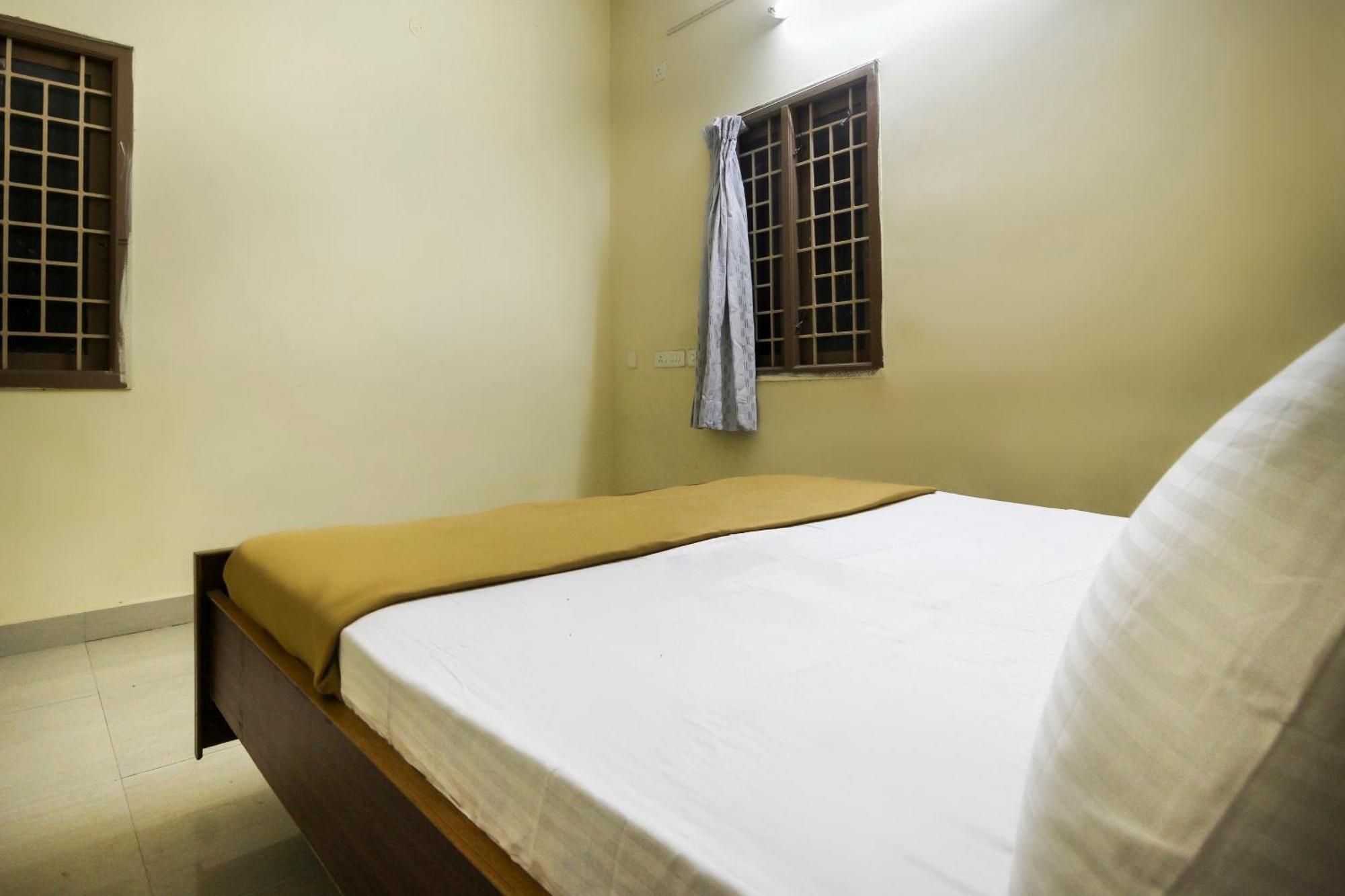 Spot On Jayalakshmi Residency Non Ac Hotel Kovilpatti Exterior foto